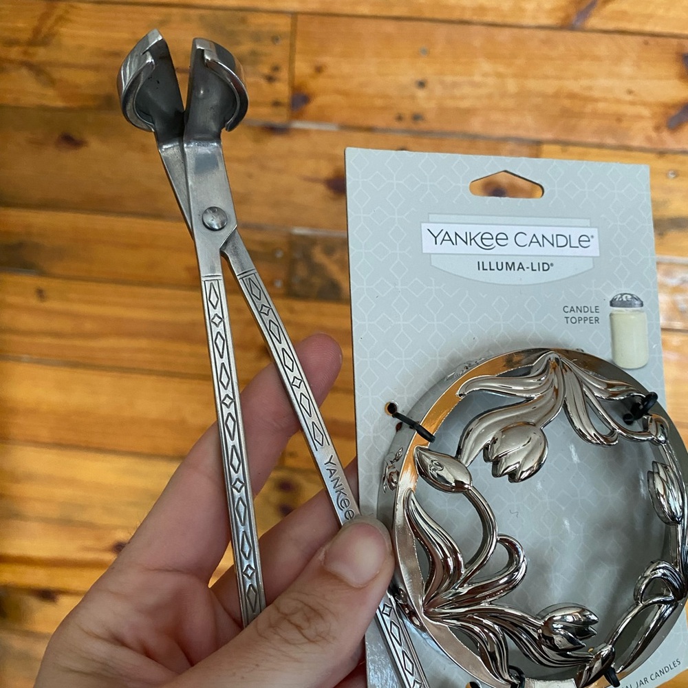 Yankee Candle Lid & Wick Cutter - Picture 3 of 6